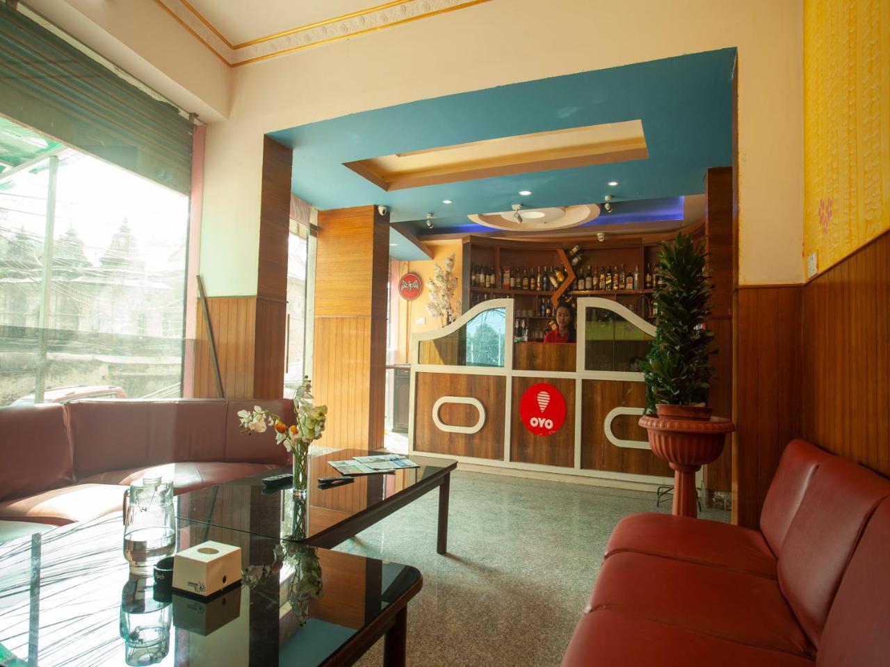 Oyo 195 Global Hotel And Resort Катманду Екстер'єр фото