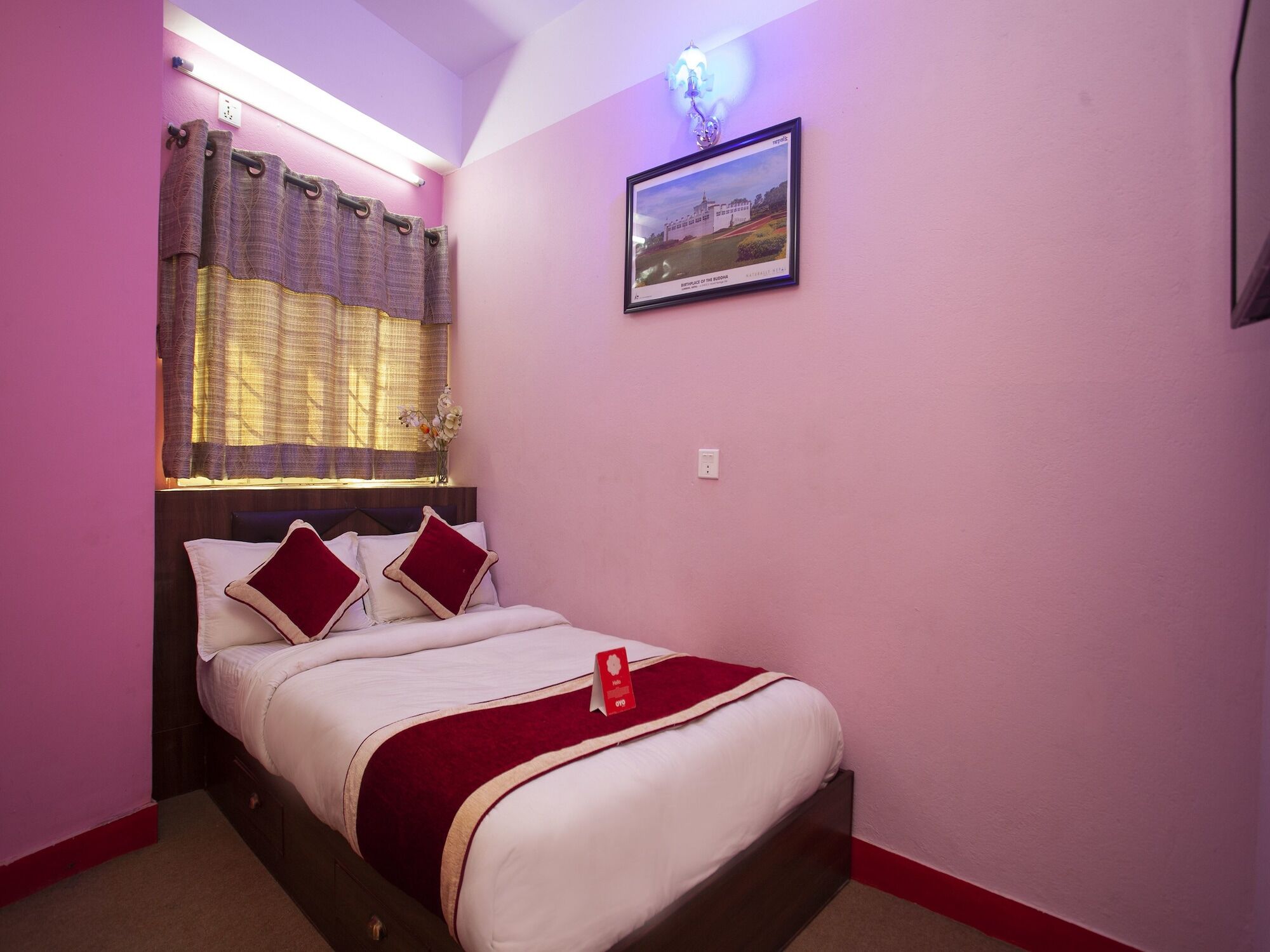 Oyo 195 Global Hotel And Resort Катманду Екстер'єр фото
